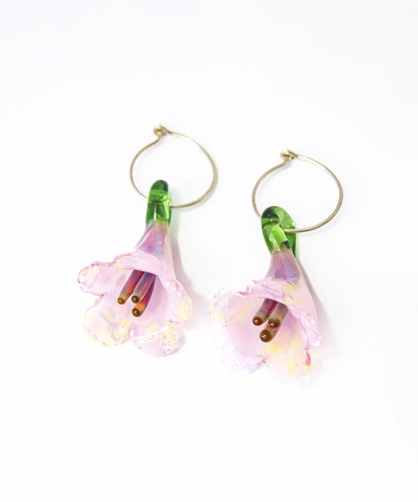 Guayacanes rosados · Flores de vuelo